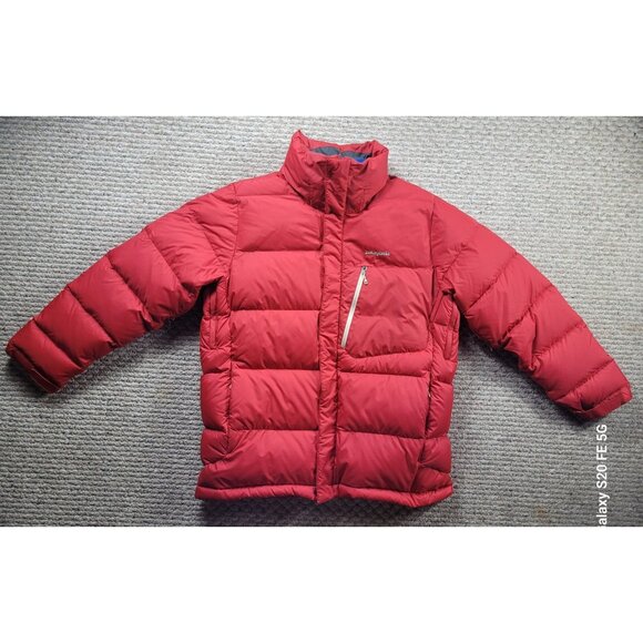 New Patagonia Rubicon Red Men Puff XL Jacket Coat Down Ski Snowboard MSRP $349